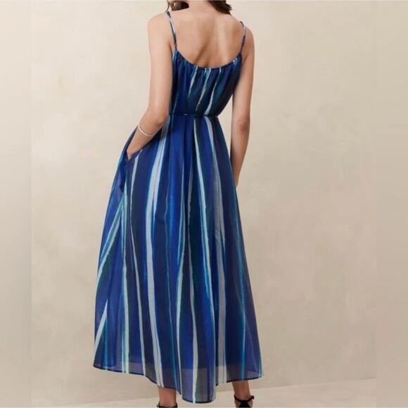 Banana Republic Organza Maxi Dress Blue‎ Striped Sleeveless Pockets Size Large - Picture 2 of 12
